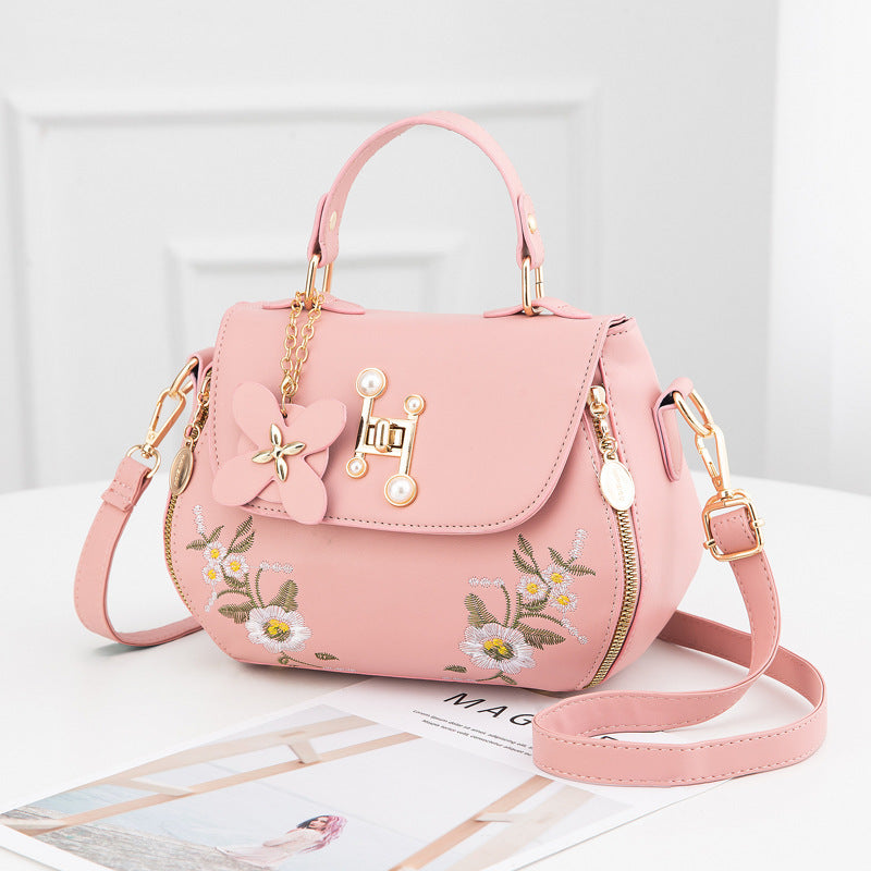 Embroidered One-shoulder Messenger Handbag